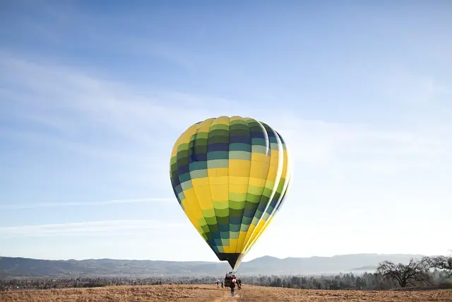 Comment Optimiser Vos Sensations Aériennes en Montgolfière